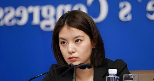 重庆美女爆料新闻报道,揭秘山城风情背后的故事